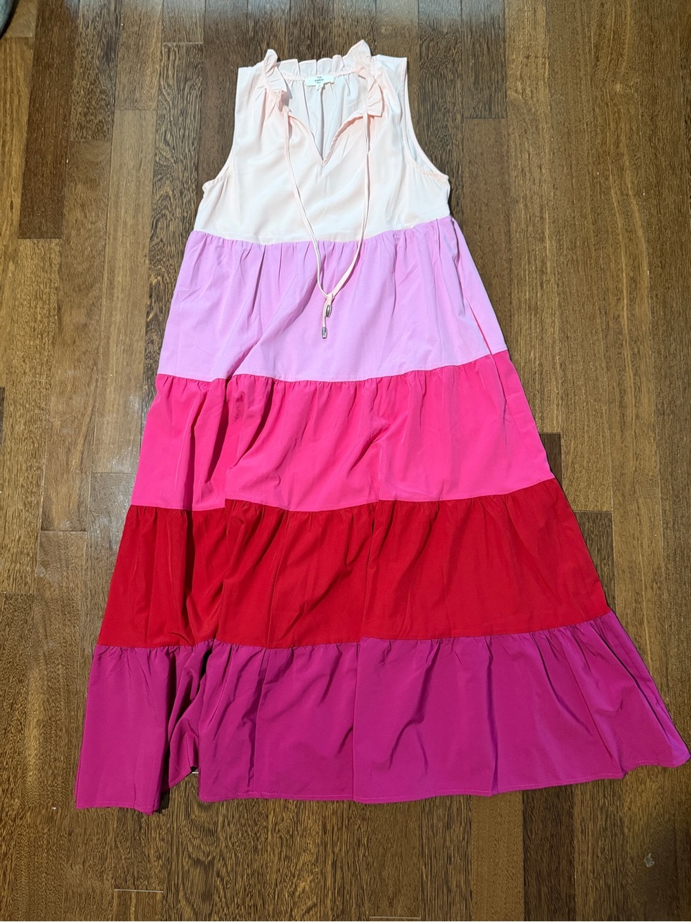 entro Sleeveless Tiered Maxi Dress in Cream, Pink & Red